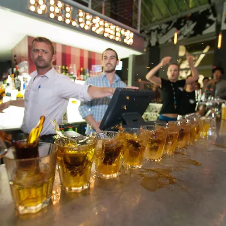 圣克里斯托弗巴黎酒店巴黎北站 旅馆 *