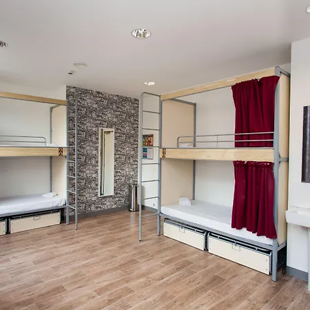 圣克里斯托弗巴黎酒店巴黎北站 *