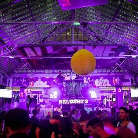 St Christopher's - Gare Du Nord *