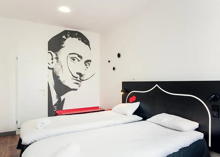 St Christopher's - Gare Du Nord