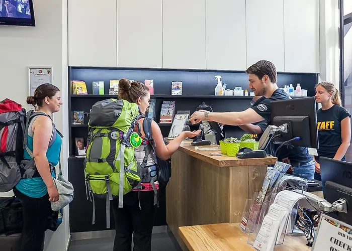 St Christopher's - Gare Du Nord *