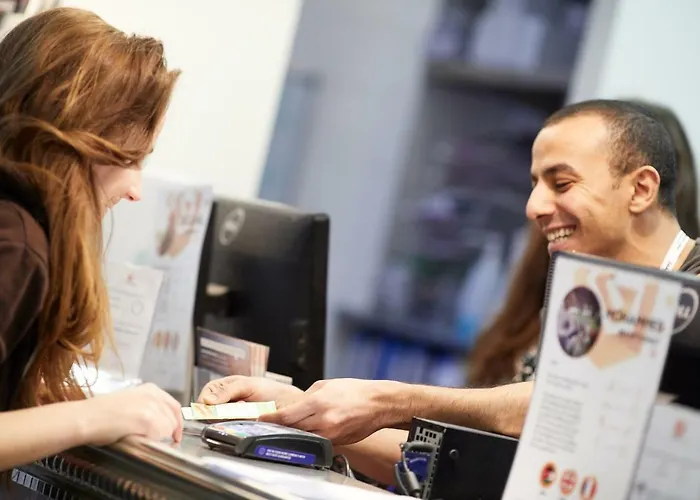 St Christopher's - Gare Du Nord *