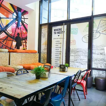St Christopher's - Gare Du Nord Hostel Paris